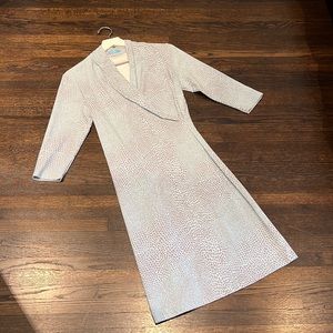 J.McLaughlin Pullover Dress Size Small light blue & grey print